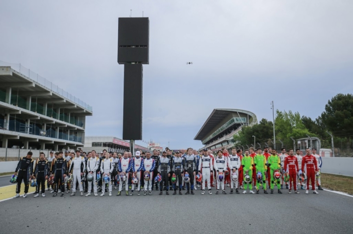 #PRESENTAZIONE PILOTI
