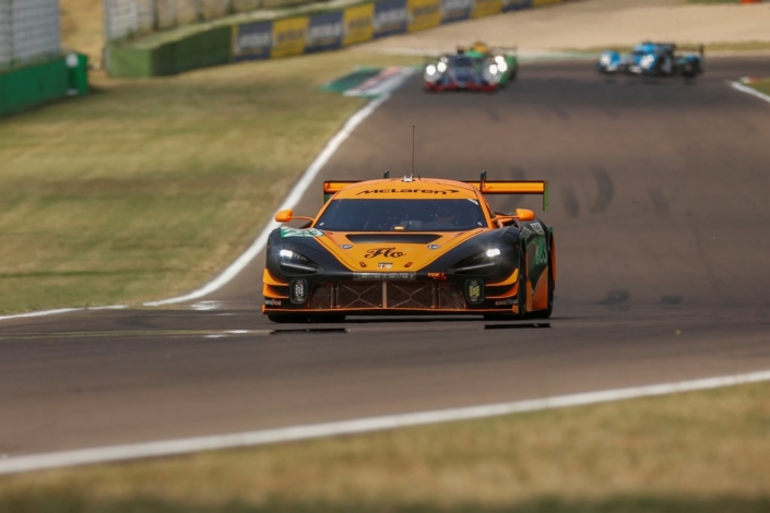 23 United Autosports-McLaren 720S GT3 Evo-Garnet Patterson-Michael Birch-Wayane Boyd