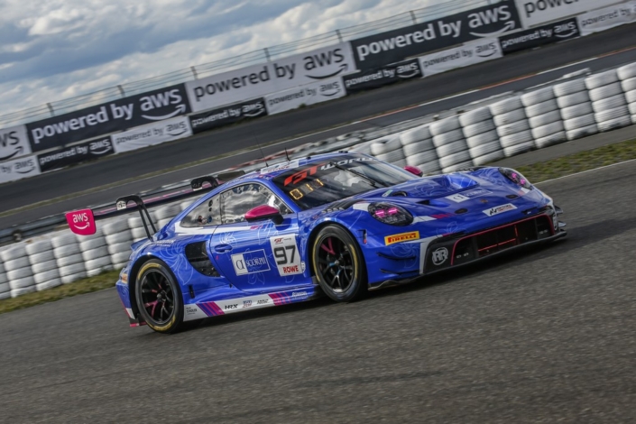 97 Rutronik Racing-Porsche 911 GT3 R. Evo-Riccardo Pera-Antares Au-Sven Müller